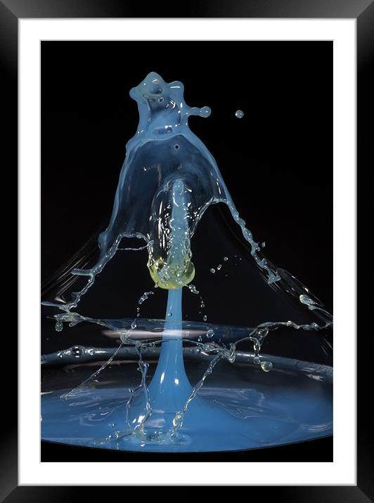 Blue bubble splash Framed Mounted Print by Carl Floodgate