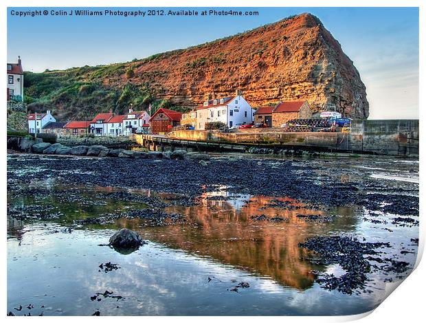Incoming Tide Staithes Print by Colin Williams Photography