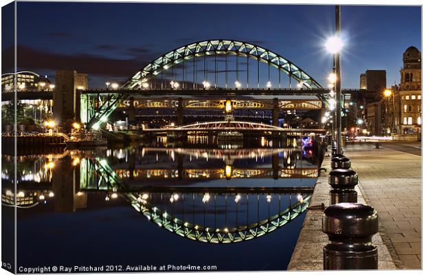 Tyne Bridge At Newcastle Canvas Print by Ray Pritchard