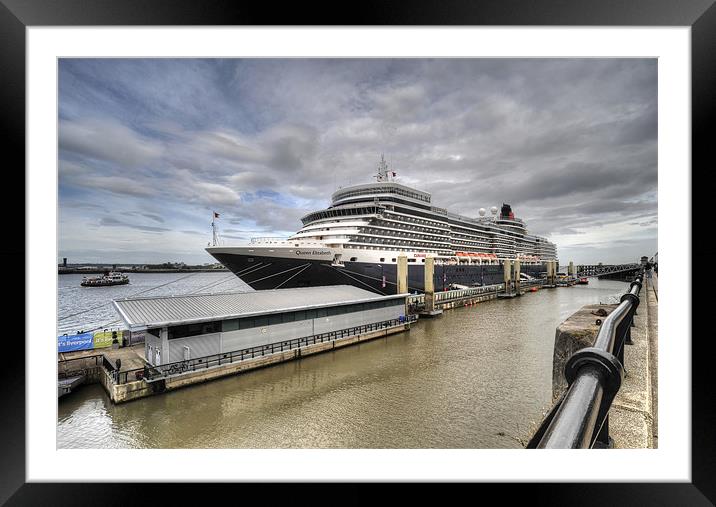 QUEEN ELIZABETH CRUISE LINER Framed Mounted Print by Shaun Dickinson