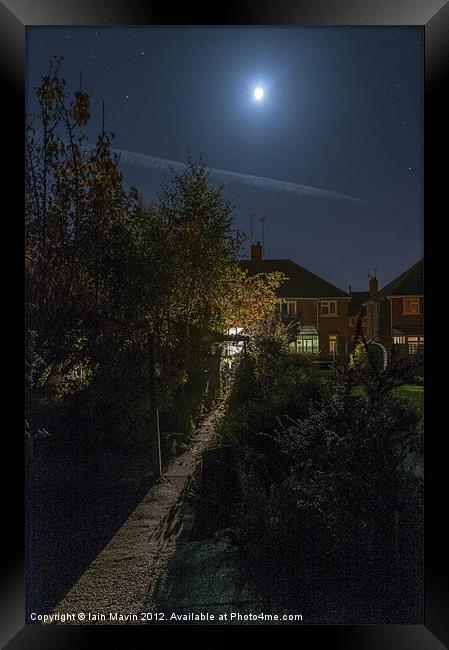 The Sky at Night Framed Print by Iain Mavin