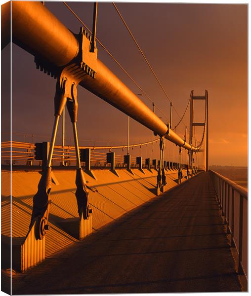 Humber Bridge Sunset Canvas Print by Darren Galpin