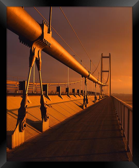 Humber Bridge Sunset Framed Print by Darren Galpin