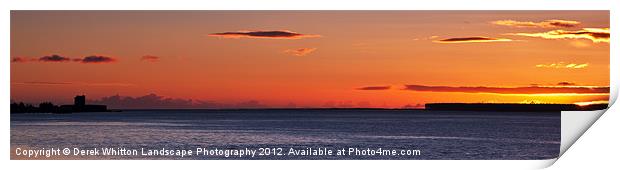 Broughty Ferry Dundee at Dawn Print by Derek Whitton