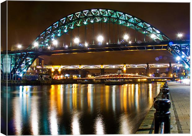 Tyne Bridge Night Canvas Print by eric carpenter