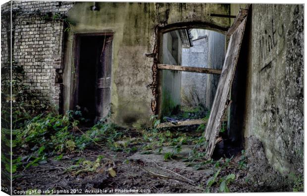 ABANDONED Canvas Print by Rob Toombs