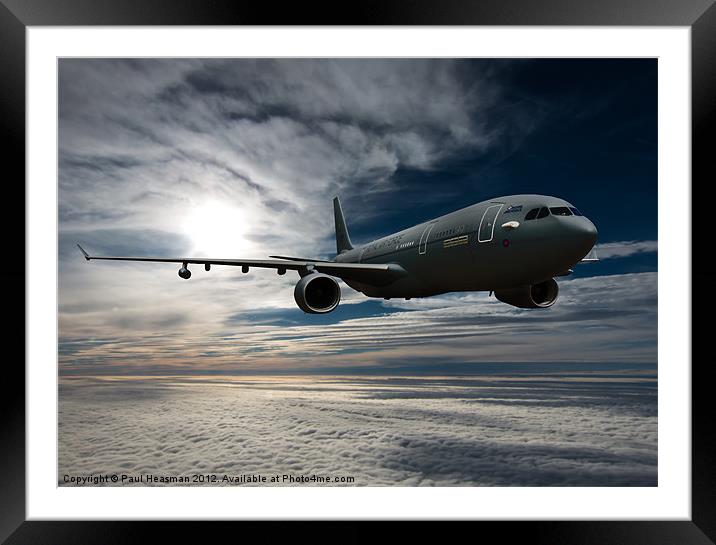 Voyager refuelling jet Framed Mounted Print by P H