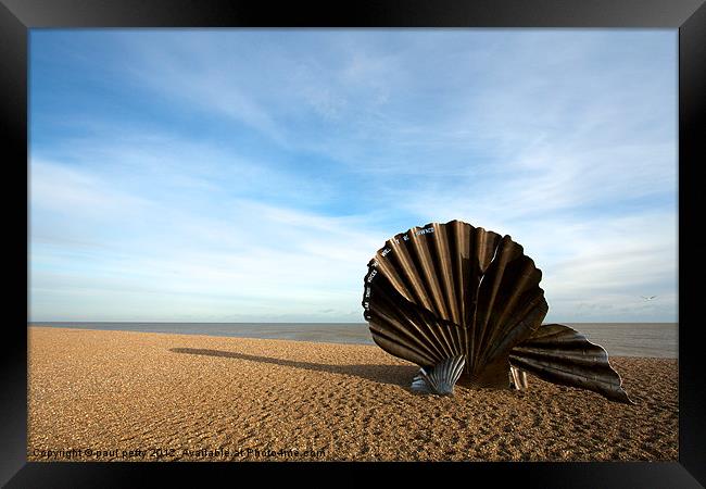 The Scallop Framed Print by paul petty