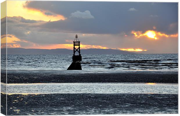 sunset Canvas Print by sue davies