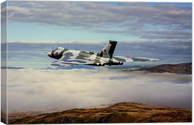 Vulcan XH558 over Snowdonia Canvas Print by Oxon Images