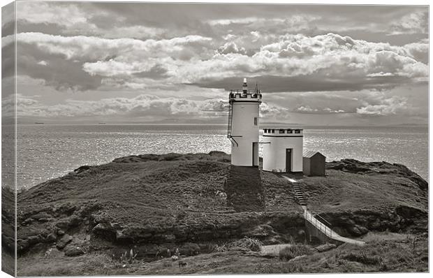 Elie Lighthouse Canvas Print by Malcolm Smith