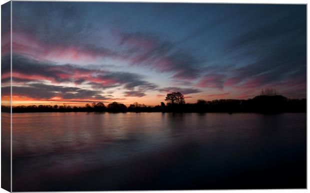 Colwick Sunrise Canvas Print by Tracey Whitefoot