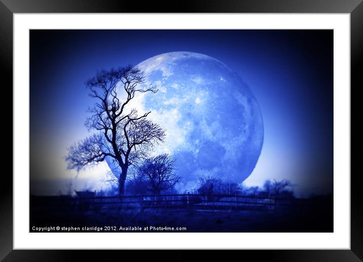 Tree and moon silhouette Framed Mounted Print by stephen clarridge