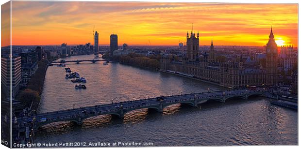 Sunset in London Canvas Print by Robert Pettitt