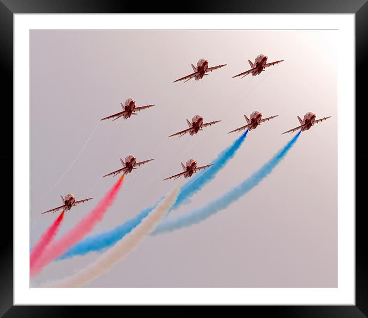 Red Arrows Framed Mounted Print by eric carpenter