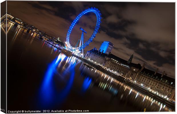 :The Eye of London: Canvas Print by bullymeister 