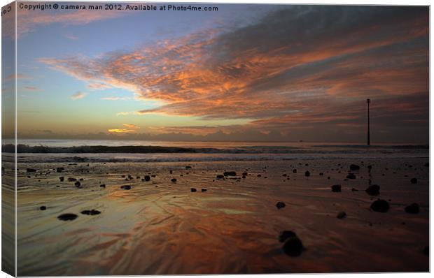 Reflective Sands Canvas Print by camera man