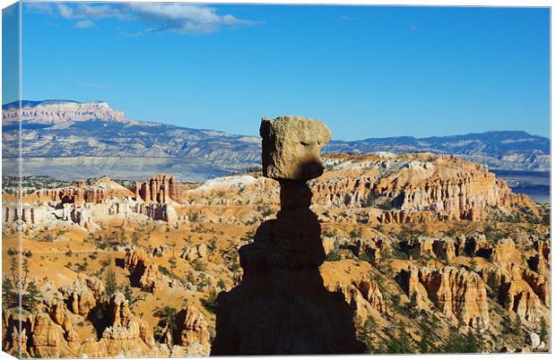 Thors Hammer, Bryce Canyon, Utah Canvas Print by Claudio Del Luongo