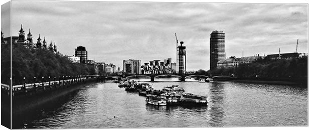 From Westminster Bridge Canvas Print by Chris Nowicki