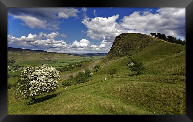 Back Tor Derbyshire Framed Print by Darren Burroughs