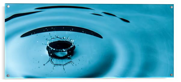 Water Drop Acrylic by Ian Cocklin