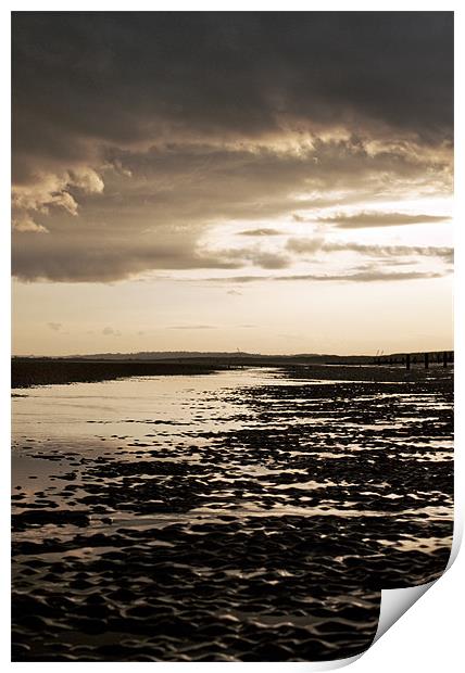 Low tide at camber sands Print by Dawn Cox