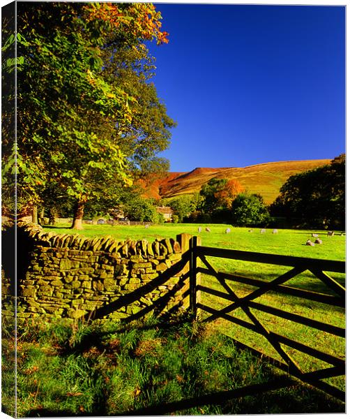 Countryside Near Edale Canvas Print by Darren Galpin