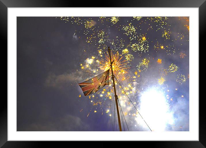 Thames Fireworks New Year 2013 Framed Mounted Print by Phil Robinson