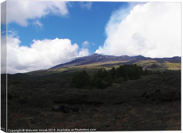Mount Etna Looking Up Canvas Print by Malcolm Snook