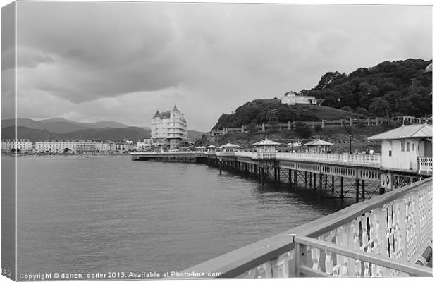 Llandudno pier Canvas Print by darren  carter