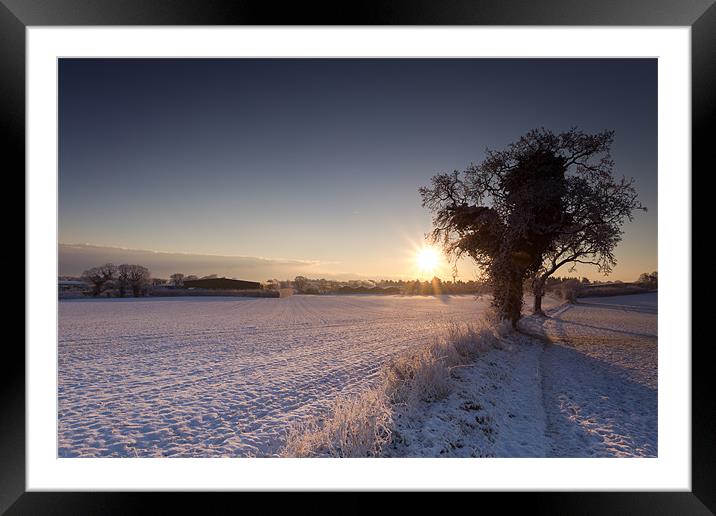 A Winters day Framed Mounted Print by Simon Wrigglesworth
