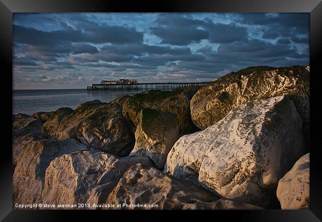 Hastings beach early morning Framed Print by steve akerman