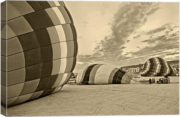Daybreak blowing a Hot Air Balloon Canvas Print by Arfabita  