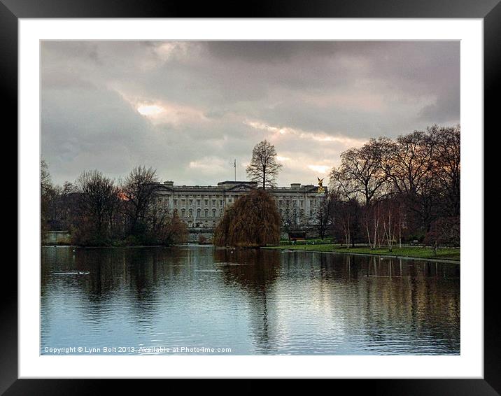 Buckingham Palace Framed Mounted Print by Lynn Bolt