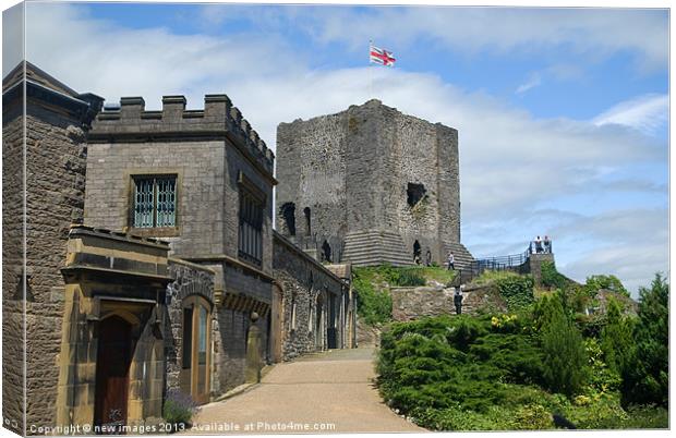 Clitheroe Castle lancashire Canvas Print by mick gibbons