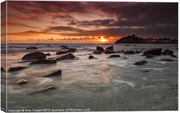 Criccieth boulders Canvas Print by Rory Trappe