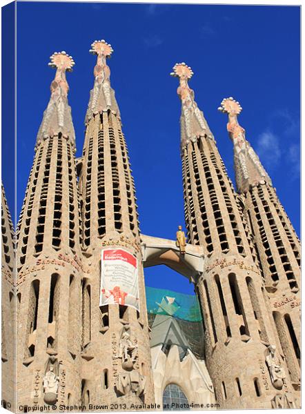 Sagrada Familia, Barcelona Canvas Print by Stephen Brown