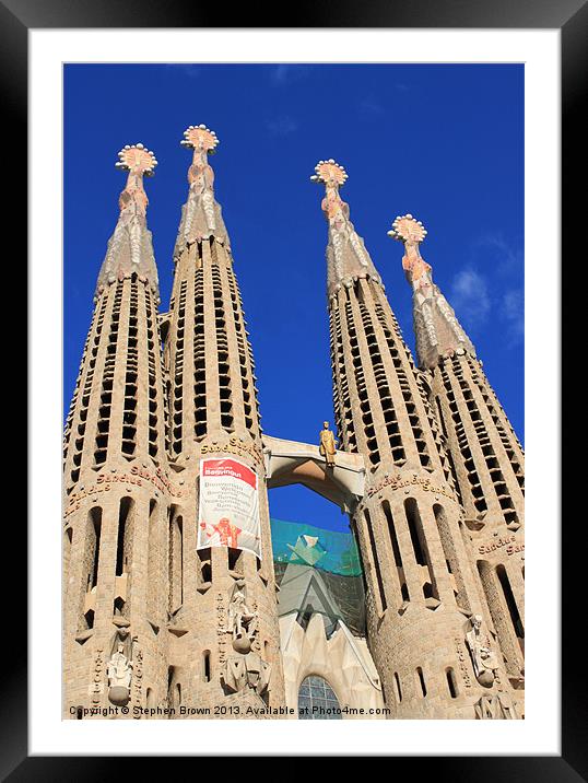 Sagrada Familia, Barcelona Framed Mounted Print by Stephen Brown