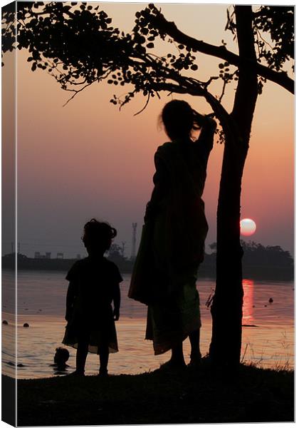 Mother &  Daughter Canvas Print by T R   Bala subramanyam