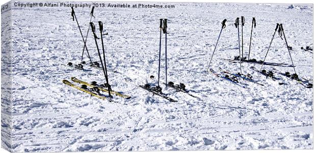 Ski break Canvas Print by Alfani Photography