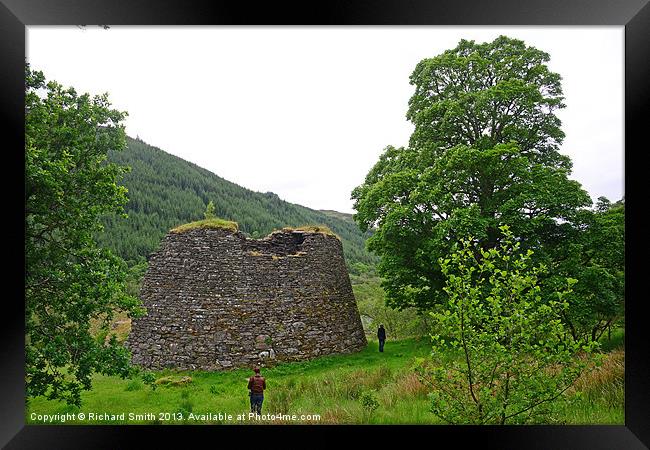 Broch, Dun Trodden Framed Print by Richard Smith