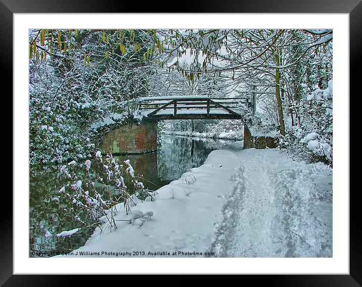 Murray`s Bridge Looking North Framed Mounted Print by Colin Williams Photography