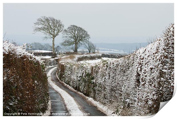 Hill top lane in snow Print by Pete Hemington