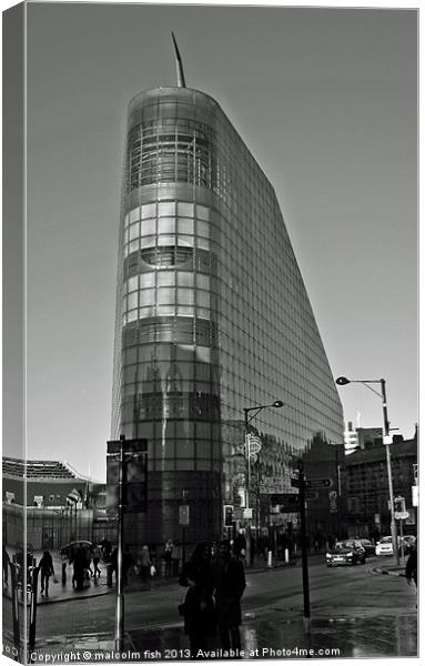 URBIS BUILDING Canvas Print by malcolm fish
