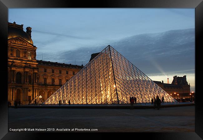The Louvre Pryamid Framed Print by Mark Hobson