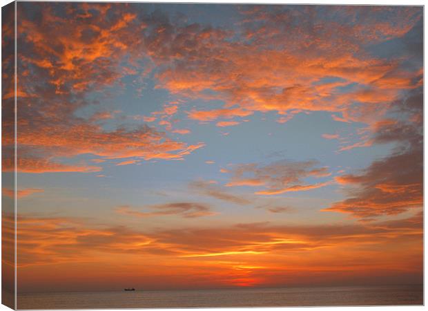 sunset in thailand Canvas Print by Simon Case