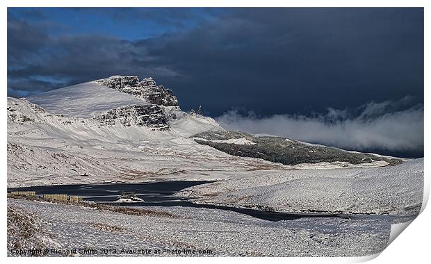 The Storr in winter Print by Richard Smith