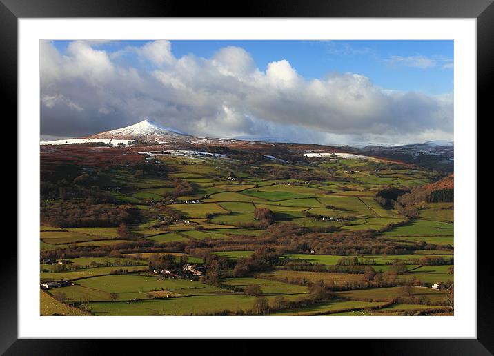 Sugar Loaf brecon beacons wales Framed Mounted Print by simon powell