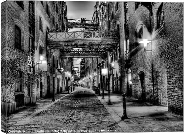 Shad Thames - London Canvas Print by Colin Williams Photography