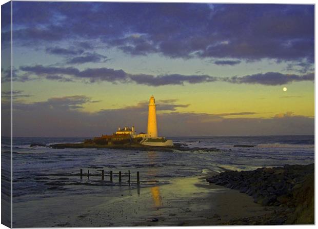 Coast St - Marys Lighthouse sunset moon rise 1  Canvas Print by David Turnbull